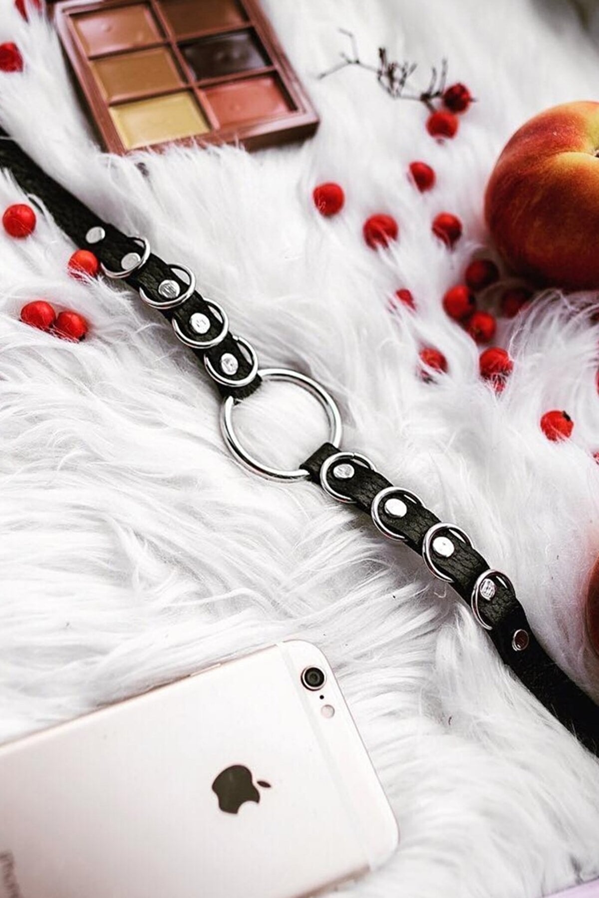 Ring Detailed Adjustable Stylish Leather Choker Neck Accessory