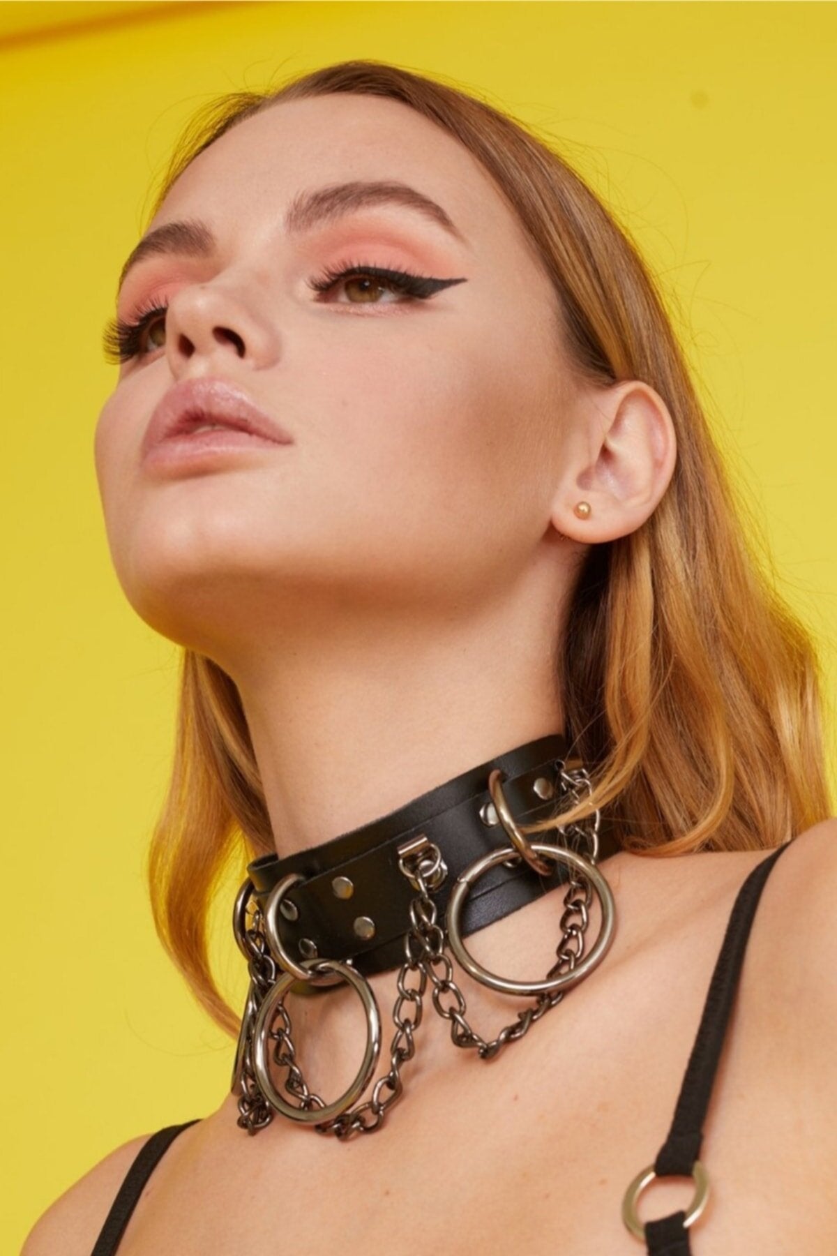 Wide stripe Leather Choker with Ring And Chain Detail